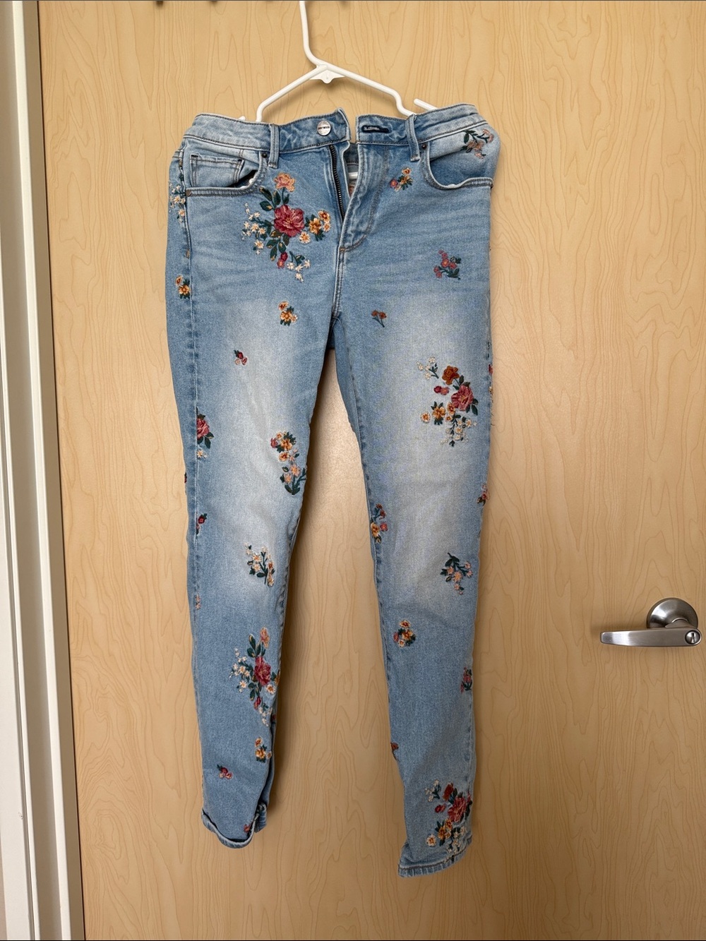 DRIFTWOOD Light Blue Floral Embroidered Skinny Jeans